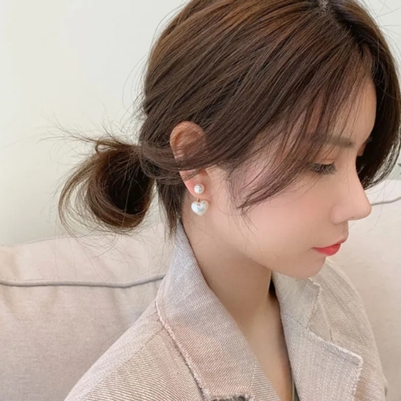 Elegant Faux Pearl  Earrings - Picture 5 of 7